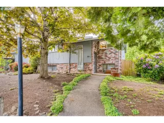 Photo #1: 20527887 Listing 