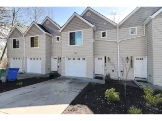 More Details about MLS # 20529275 : 4420 S SLAVIN RD 3