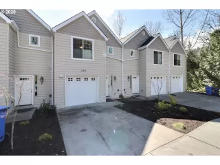 Photo #1: 20529275 Listing 