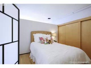 Photo #5: 20531346 Listing 