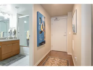 Photo #2: 20531875 Listing