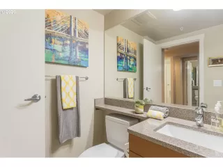 Photo #4: 20531875 Listing