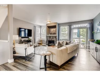 Photo #4: 20534184 Listing 