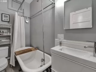 Photo #3: 20534825 Listing