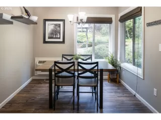 Photo #3: 20534969 Listing