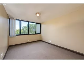 Photo #2: 20535547 Listing 