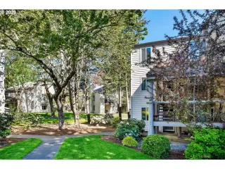 Photo #1: 20536168 Listing