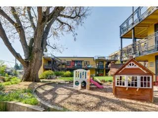 Photo #4: 20536226 Listing