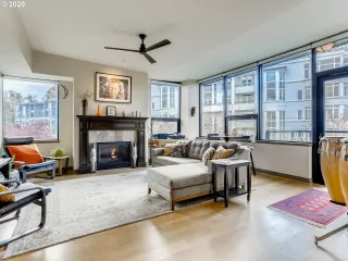 Photo #2: 20536578 Listing