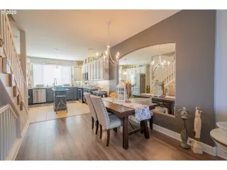 Photo #2: 20536719 Listing