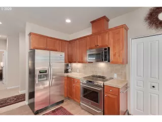 Photo #1: 20538929 Listing 