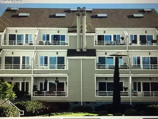 Photo #1: 20539500 Listing