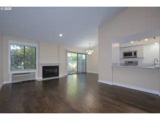 Photo #2: 20539527 Listing 