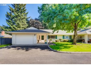 Photo #2: 20539698 Listing