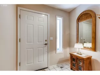 Photo #5: 20539698 Listing