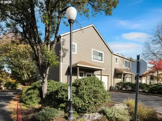 Photo #2: 20540459 Listing