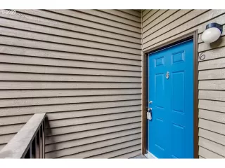 Photo #2: 20540795 Listing