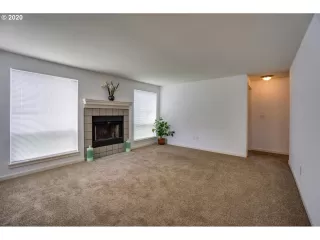 Photo #3: 20540954 Listing