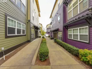 Photo #2: 20541592 Listing 