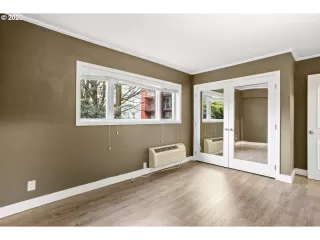 Photo #1: 20542226 Listing 