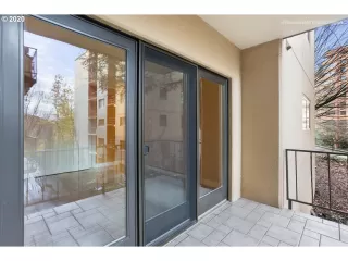 Photo #6: 20542226 Listing 