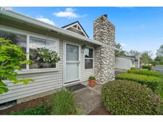 Photo #5: 20542859 Listing 