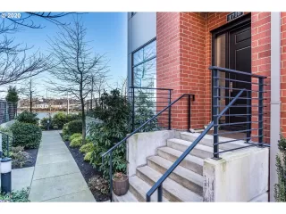 Photo #4: 20543667 Listing 