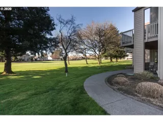 Photo #1: 20544230 Listing