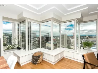 Photo #3: 20544235 Listing