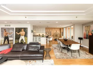 Photo #4: 20544235 Listing