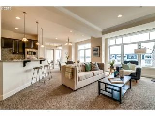 Photo #3: 20544259 Listing