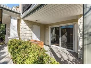 Photo #6: 20545148 Listing