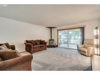 Photo #2: 20546281 Listing