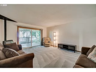 Photo #3: 20546281 Listing