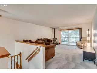 Photo #4: 20546281 Listing