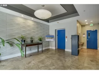 Photo #4: 20546707 Listing