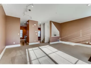 Photo #4: 20547861 Listing 