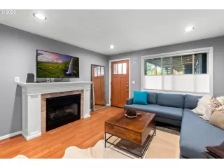 Photo #6: 20548133 Listing 
