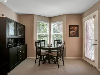 Photo #6: 20548428 Listing 