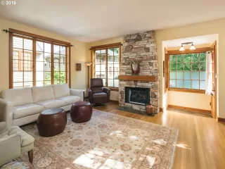 Photo #3: 20550376 Listing