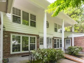 Photo #1: 20550623 Listing 