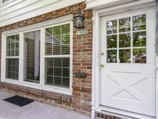 Photo #2: 20550623 Listing 