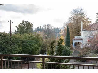 Photo #4: 20551154 Listing