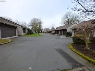 Photo #1: 20551465 Listing 