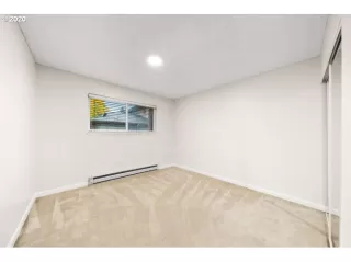 Photo #2: 20552834 Listing