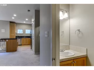 Photo #2: 20553194 Listing 
