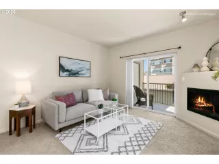 Photo #3: 20553244 Listing