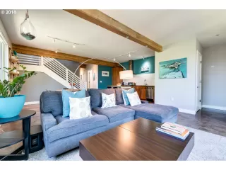 Photo #1: 20553759 Listing