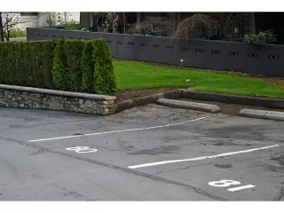 Photo #3: 20553936 Listing