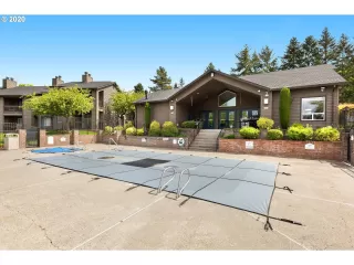 Photo #2: 20555103 Listing 